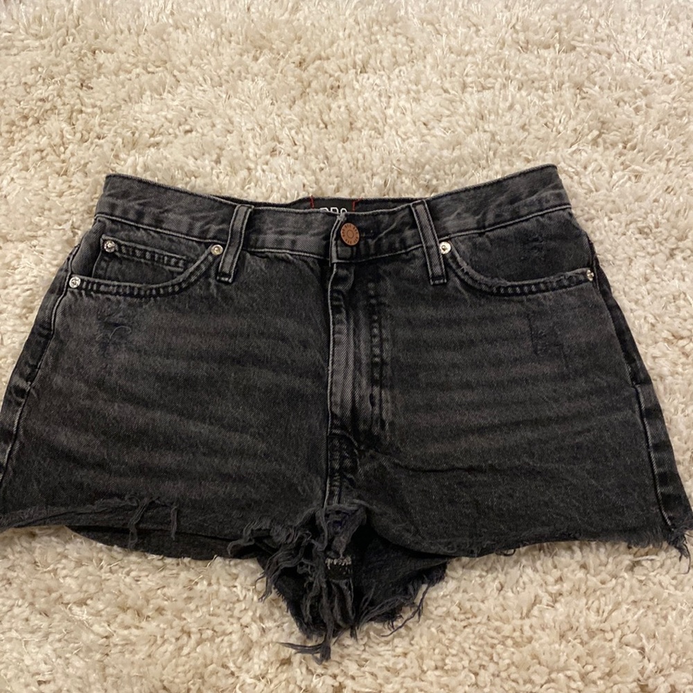 BDG BLACK DENIM SHORTS